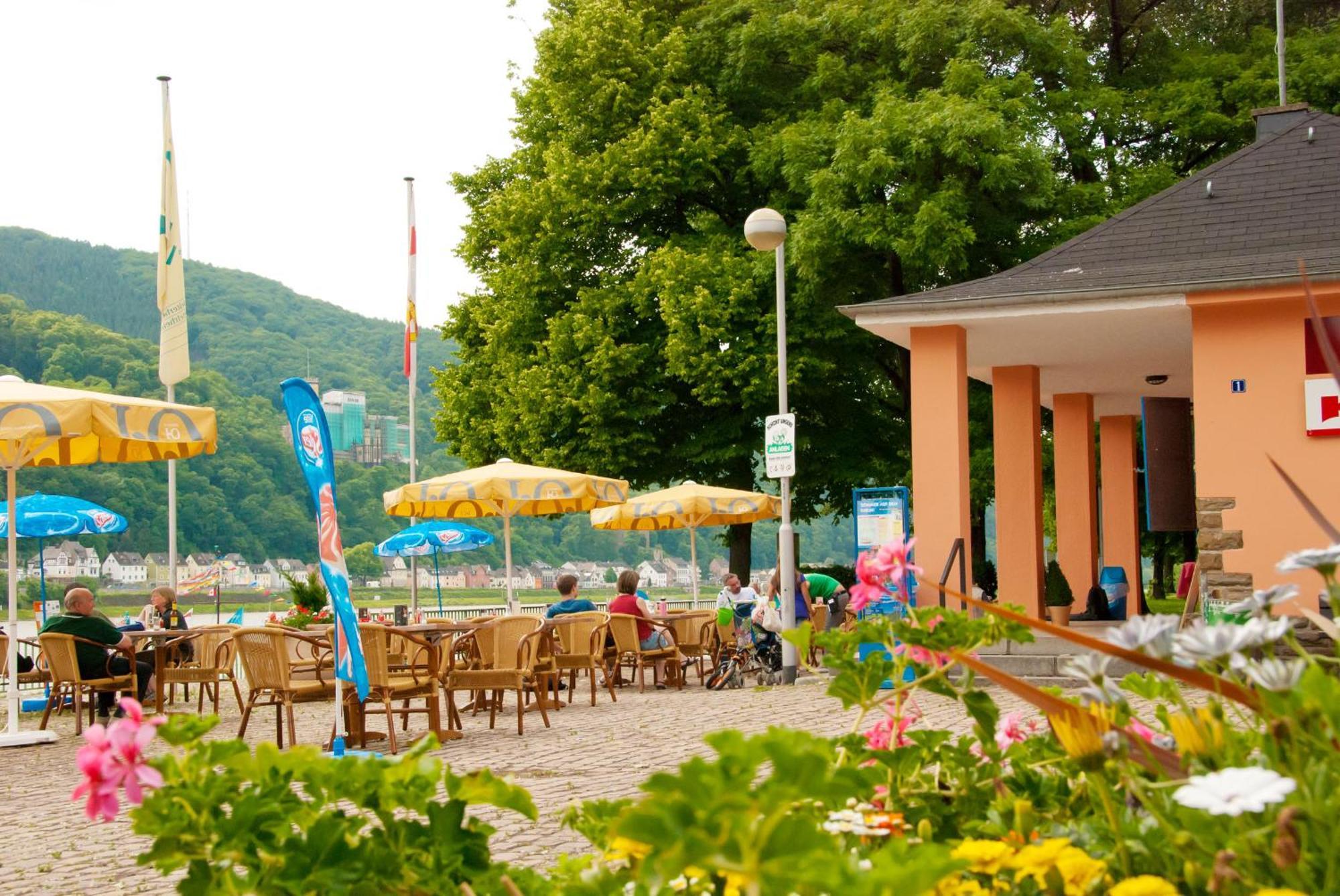 Neubert'S Gasthaus Am Rhein Lahnstein Exterior photo
