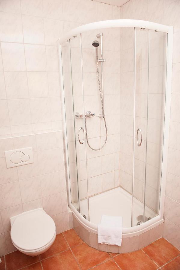 Neubert'S Gasthaus Am Rhein Lahnstein Room photo